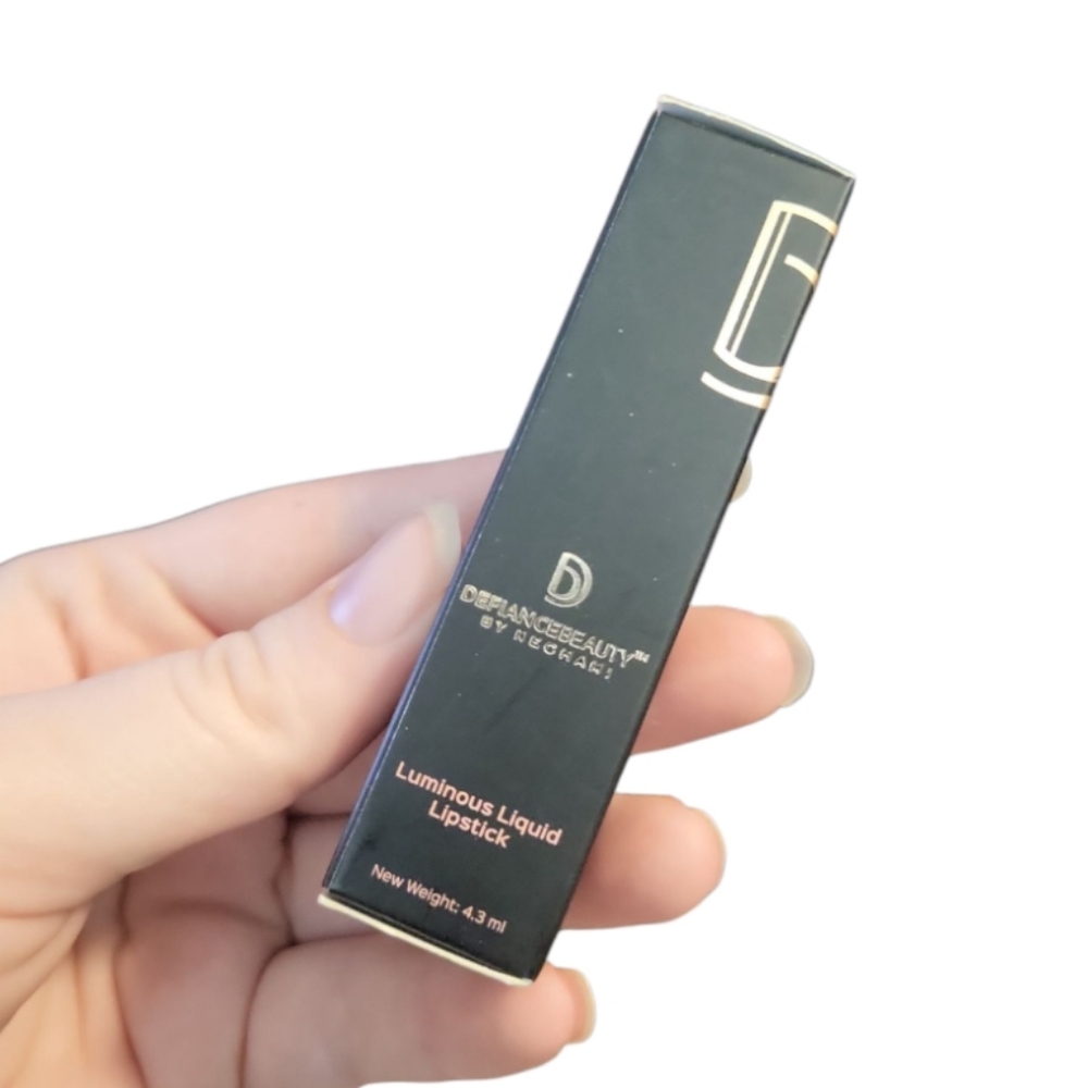 Iconic Luminous Liquid Lipstick Defiance Beauty
